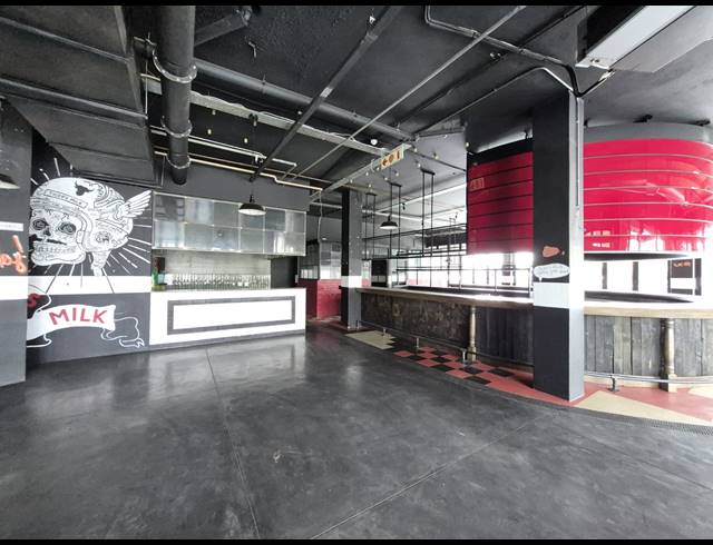 6,227M² RETAIL TO LET IN CRAIGHALL PARK